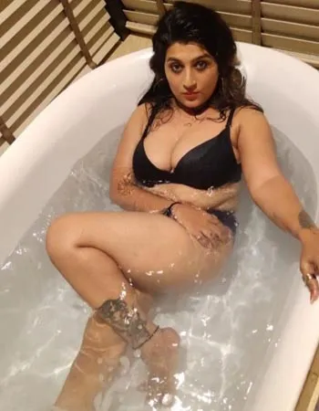escorts Service near Metropolis hotel mumbai